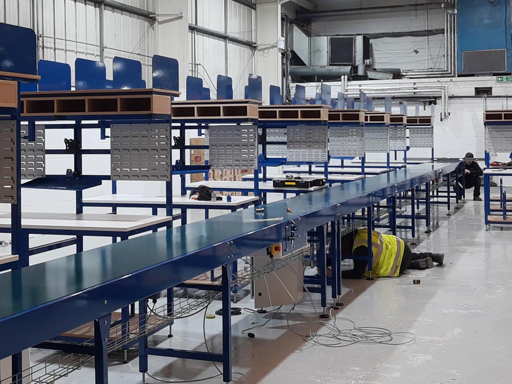 packing conveyor system installation