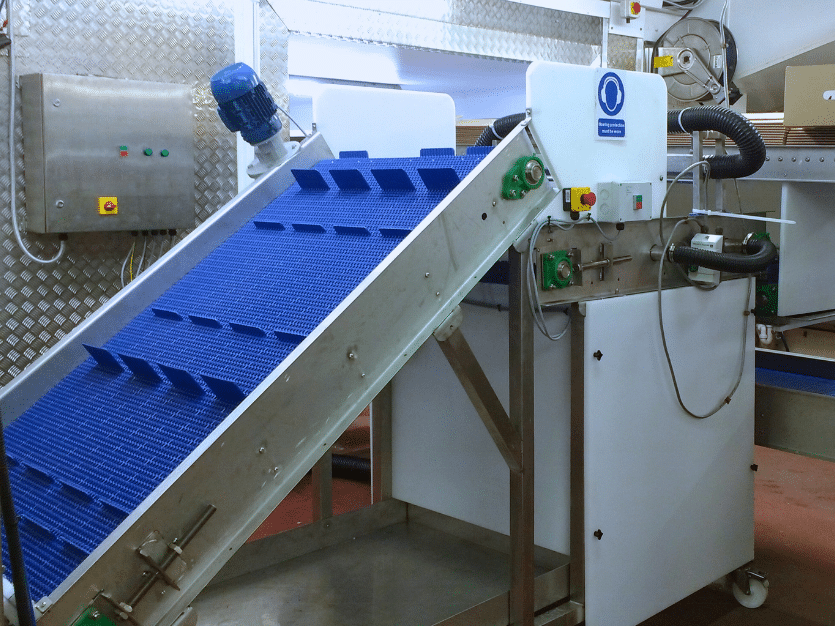 Drying conveyor incline